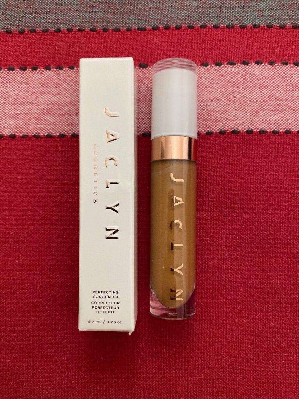 Jaclyn Cosmetics Perfecting Concealer Tan Deep Red 6.7 ML/ 0.23 OZ NIB